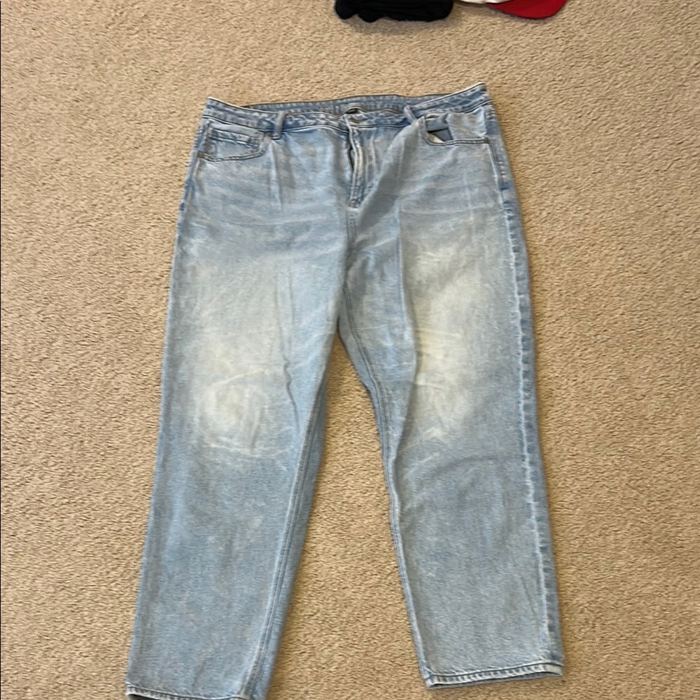 American Eagle Outfitters Men's Light Blue Relaxed Jeans